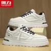 Tênis Masculino Warrior 2026 Novo Outono Couro Tênis Branco Jovem Versátil Casual Tendência Esportivo Board Shoes para Homens