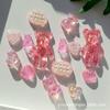 Venda quente transparente rosa dos desenhos animados urso resina acessórios DIY sapato fivela material decorativo buraco sapatos acessórios amor acessórios