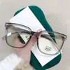 Gafas de melanina ultraligeras de montura grande para mujer, gafas planas de miopía, se pueden equipar con hombres de alto valor, cara súper visible, pequeñas, a la moda, combinan con todo