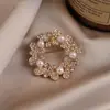 Broche de Borla con Cadena, Gama Alta, Lujo Ligero, Moda Europea y Americana, Accesorio de Traje Más Vendido, Broche Simple y Único, Venta al por Mayor
