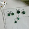 Novos Brincos de Gancho de Orelha com Colher de Ágata Verde Estilo Retrô Chinês Brincos de Salto Alto de Nicho Brincos Simples de Estilo Frio para Mulheres