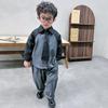 Traje Masculino Primavera e Outono 2025 Novo Estilo Menino Pequeno Bebê Bonito Moderno Descolado Estilo Preppy Estilo Primavera Conjunto de Duas Peças
