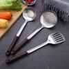 Conjunto de Utensílios de Cozinha em Madeira Maciça e Aço Inoxidável Espátula Grossa Espátula de Cozinha Colher de Sopa Doméstica Escorredor presente atacado