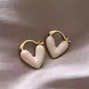 Aretes de clip de lujo retro con gota de aceite en forma de corazón para mujer, dulces, exquisitos, de personalidad, moda, elegante, temperamento, aretes versátiles