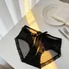 Calcinhas Rendadas Picantes com Estampa de Leopardo e Bolinhas, Pretas e Brancas Vazadas de Cintura Alta Finas para Mulheres