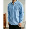 Camisa casual y relajada de manga larga transpirable para ir al trabajo, versátil, imitación de algodón y lino, color liso, manga larga, con cuello para hombre