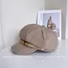 Boné de Boia Fashion Vertical Listrado Versátil Tendência para Mulheres, Novo Outono Estilo Britânico Retrô Elegante Boné Bico de Pato