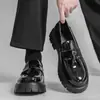 Zapatos de Cuero para Hombre Transfronterizos con Suelas de Plataforma Gruesa, Estilo Brogue, Mocasines con Borlas de Charol Británico, Modernos