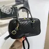 Otoño 2026 Nuevo Color Sólido Personalizado Elegante Bolso Almohada de Mano Alto Valor Nicho Retro Textura Tejida Bolso Cruzado