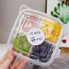 Caja de embalaje desechable de yogur frito de corte grueso, pequeña caja de plástico roja cuadrada transparente de cuatro compartimentos para llevar fruta especial