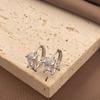Pendientes huecos geométricos de moda Luojia para mujer, pendientes de diseño exquisito de estilo Chanel de alta calidad, joyería sencilla que combina con todo.
