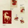 Aretes Rojos para Mujer 2026 Año del Caballo Zodiaco Año Nuevo Aretes de Perla Lujo Ligero Estilo de Gama Alta Elegante Artículo Más Vendido para Año Nuevo