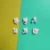 Série Cartoon Gato Kt Cola Creme Grampo de Cabelo Faixa de Cabeça Caixa de Papelaria Ornato Decorativo para Buraco de Sapato Flor Acessórios de Resina Lote