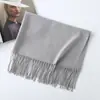 Cachecol de Caxemira Imitada Cor Sólida 200g para Mulheres, Xale Monocromático Transfronteiriço Quente para Outono e Inverno, Aquecedor de Pescoço, Cachecol Vermelho Vivo para Reunião Anual