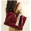 Bolsa Vermelha de Noiva para Casamento Feminina 2025 Nova Bolsa Tote de Ombro Grande para o Dia a Dia Bolsa Grande de Axila