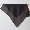 Pañuelo cuadrado de terciopelo de doble cara, dos tonos, estampado de leopardo, de alta gama, vintage de los 90, chal cálido para mujer, pañuelo de cuello de lujo ligero