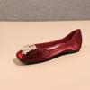 Sapatilhas Versáteis de Primavera com Salto Grosso, Solado Plano e Fivelas de Strass, Novo Estilo 2025 Sapatos Xiuhe para Mulheres, Sapatos de Bico Quadrado para Mulheres, Tamanho Grande 42