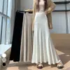 Foto real falda plisada de punto super bonita falda de invierno de longitud media para mujer otoño e invierno falda de cola de pez drapeada que se ajusta a la cadera falda larga petite