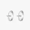 Pendientes de Hebilla de Oreja de Estrella de Plata de Ley S925 de Shenzhen 2022 Pendientes de Moda para Hombres y Mujeres Sentido del Diseño Viento Frío Oreja Pequeña Mujeres