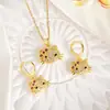 Novedad Collar Oro Arena Estilo Europeo y Americano Dibujos Animados HelloKitty Pendientes de Diamante Lujo Ligero Joyería Femenina de Larga Duración Sin Decoloración