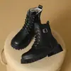Botas Martin Femininas, Novas Botas Curtas Versáteis Pretas Retro para Outono e Inverno 2026, Estilo Britânico Botas para Motocicleta ao Ar Livre