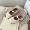 Zapatos de Princesa para Niñas 2026 Nuevo Estilo de Primavera Zapatos de Cuero con Suela Suave para Niñas para Combinar con Faldas Zapatos Mary Jane con Suela Suave