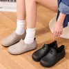 Botas de lluvia unisex ligeras y elegantes para días soleados y lluviosos, adecuadas para primavera y otoño, con suelas suaves, características antideslizantes e impermeables, diseño de caña baja y estilo versátil
