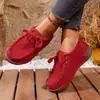 2026 Primavera/Verão Novo Exportação Outono Vermelho Plano Casual Sapatos Femininos Tênis Sapatos com Cadarço Transfronteiriço