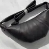 Bolsa de Couro Genuíno Hn4005 Nova Bolsa Croissant Pele de Cabra Nicho Bolsa Croissant Versátil Bolsa Dumpling Transversal Peito Cintura Preto