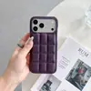 Funda iPhone 17 de tono oscuro, lujo ligero, patrón de lichi, funda rígida de enfriamiento semi-cubierta 17 Pro, funda para teléfono 16 Pro Max