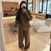 1256 Ropa de Casa Leopardo Dulce y Picante Medio Polar para Mujer Suave Pegajosa Amigable con la Piel Elástica Cuello Redondo Engrosado Cálido Se Puede Usar Afuera Pijamas