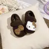 Sapatos de Algodão para Meninas com Forro de Pelúcia 2026 Inverno Novo Desenho Animado Gatinha KT Princesa Crianças Quente Bebê Sapatos de Algodão