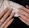 Arte de unhas vestível, adesivos de unha estilo garota doce retrô, oval curto, olho de gato, cor nude francesa avançada, removíveis, feitos à mão