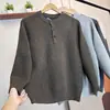 Suéter Masculino Retro Americano Outono/Inverno Solto Respirável Elástico Quente Gola Henley Pulôver Casual Camada Base Malha