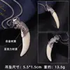 Estilo étnico retro diente de lobo artificial acero inoxidable collar hombres moderno dominante personalidad cabeza de lobo cabeza de tigre largo Accesorios Venta al por mayor