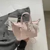 Bolso de mano de alta gama, minimalista, para mujer, nuevo diseño de moda 2026, bolso de hombro tejido, versátil para el uso diario y casual, bolso cruzado