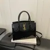 Bolso de Mujer Maduro y Elegante para el Trabajo y los Desplazamientos, Bolso de Mano Versátil de Color Sólido, Bolso de Hombro, Bolso Cruzado, Bolso Tote Simple de Alta Calidad