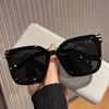 Primavera/Verano 2023 Nuevos Lentes de Sol Transparentes de Té para Mujer Rostro Grande que Muestra el Rostro Pequeño Cadena de Moda Negra Lentes de Sol de Moda para Hombre