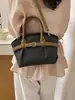 Bolsa de Mão Vintage Plissada Texturizada Nova da Moda Primavera 2026 Bolsa Tote Feminina Bolsa Transversal Versátil