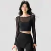 Top deportivo de manga larga fino de malla falso de dos piezas con sujetador incorporado, top para Pilates, ropa de fitness de alta gama, conjunto de yoga para mujer