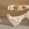 Sandalias de cuña Jingang Shoes Mj90101 para mujer Modelo nuevo 2026 Suela gruesa Punta abierta Cuerda de cáñamo Zapatos de tacón alto con suela gruesa para mujer