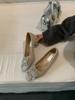 2024 outono e inverno novos sapatos de casamento sapatos de concha strass cabeça quadrada salto grosso rede vermelha sapatos femininos novos sapatos de feijão forrados com lã francesa
