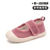 Tênis de Lona Infantil Verão Meninas Novos Sapatos para Crianças Pequenas Casuais Solado Macio Sapatos de Tecido para Bebê Creche Interno Sapatos Brancos