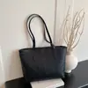 Bolsa Tote de Grande Capacidade para Mulheres 2026 Primavera Novo Estilo Bolsa de Mão Versátil de Alta Qualidade Ombro Único Axila para Deslocamento Bolsa Grande