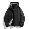 Chaqueta exterior estilo montaña 2026 para hombre y mujer, tres en uno, resistente al agua, conjunto de dos piezas desmontable, nuevo modelo moderno 2025