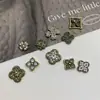 Nuevos Accesorios de Trébol de Cuatro Hojas Completamente Diamantados Pendientes Retro Super Brillantes Pasador de Pelo Ropa Accesorios DIY Accesorios Vestidos de Oro Viejo