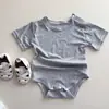 Romper Triangular de Lyocell 26 Nuevo de Verano Delgado de Manga Corta para Bebés y Niños Pequeños, Mono Triangular de Sensación Fresca para Niños y Niñas, Estilo Coreano