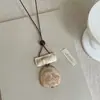 Colar Longo com Pingente Geométrico Marmorizado de Resina Estilo Japonês Preguiçoso para Mulheres Acessório Versátil para Pendurar no Pescoço com Temperamento Simples para o Dia a Dia