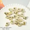Cuentas doradas en forma de corazón con agujero pasante para otoño e invierno, cuentas de corazón brillantes tridimensionales, accesorio de joyería hecho a mano para cadena de teléfono DIY
