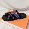 Sandalias de playa para mujer, punta plana, de comercio exterior, video real, nuevo diseño, cabeza redonda, tallas 36-41-42-43, talla grande